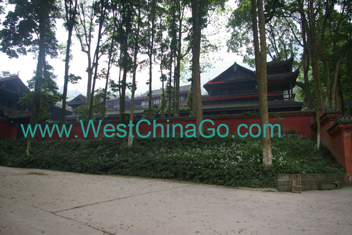 Mount Emei FuHu Temple