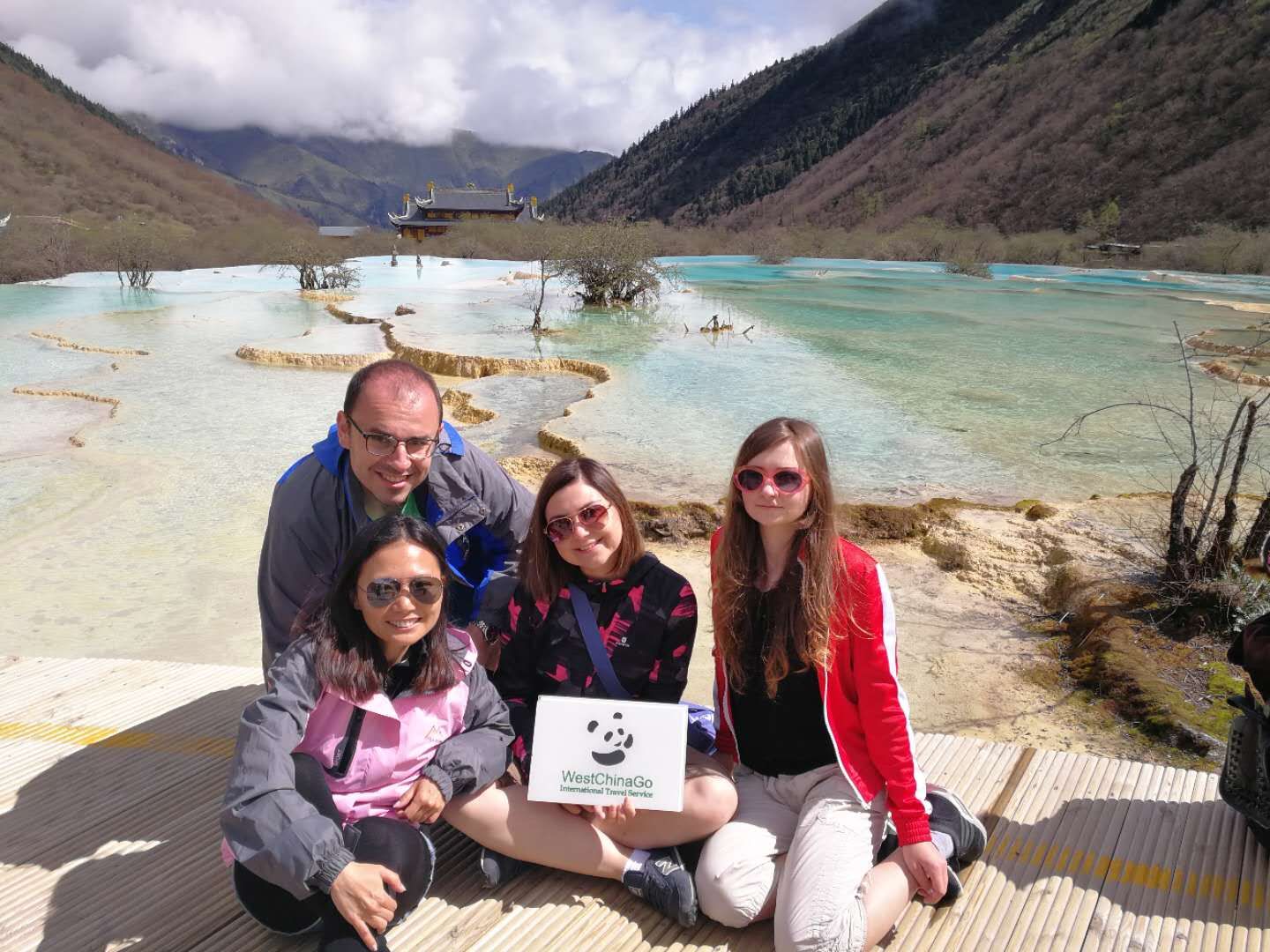 chengdu jiuzhaigou tour