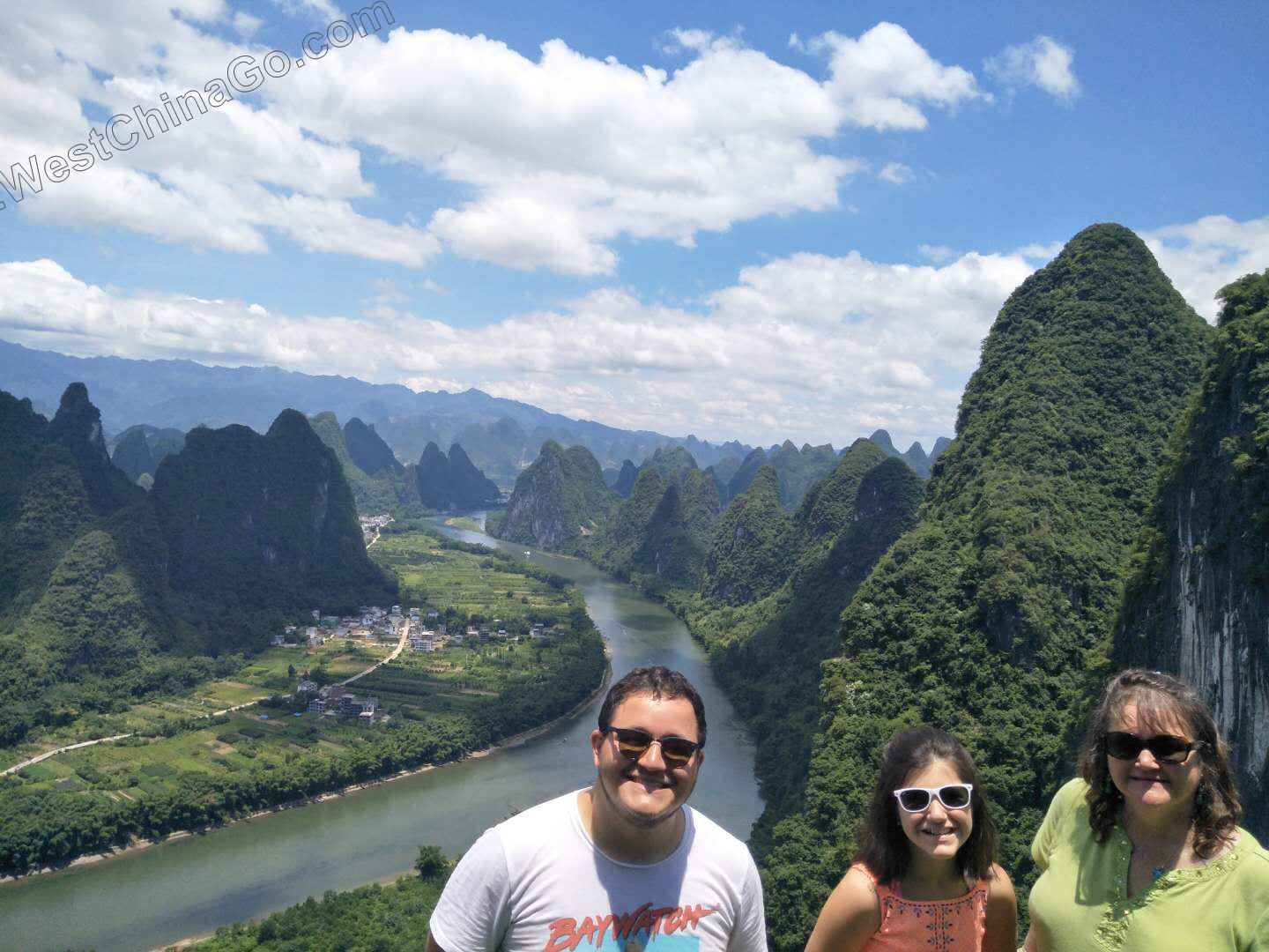 china guilin tour: xianggong hill