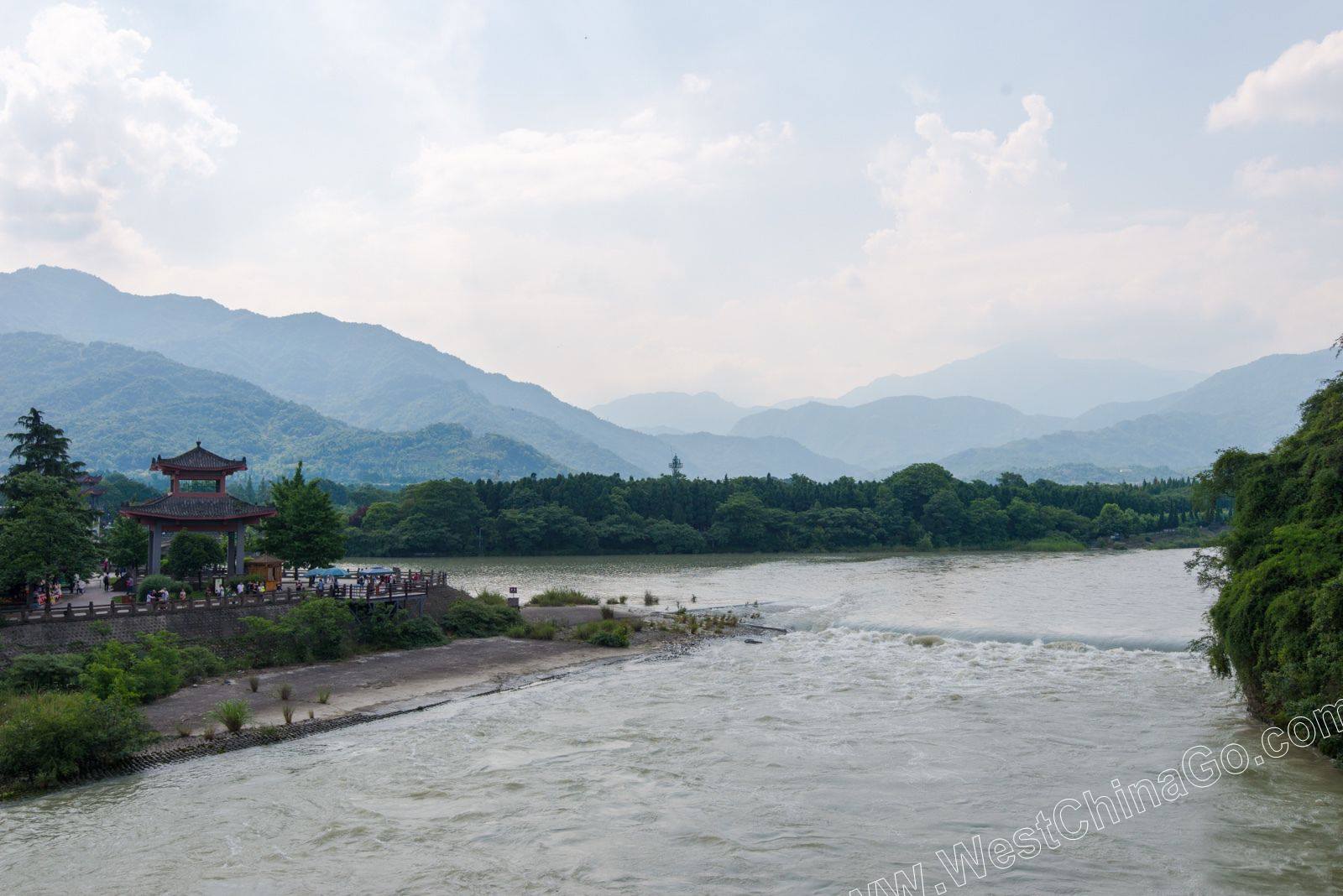 ChengDu Dujiangyan Irrigation System Tour