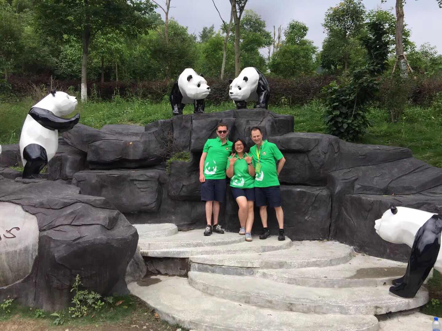 china dujiangyan panda keeper