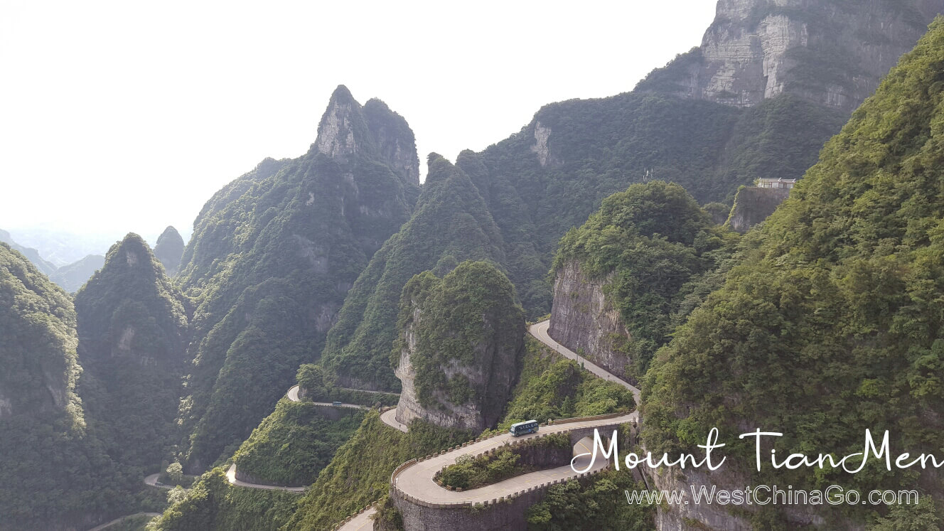 Mount TianMenshan 99 bends road
