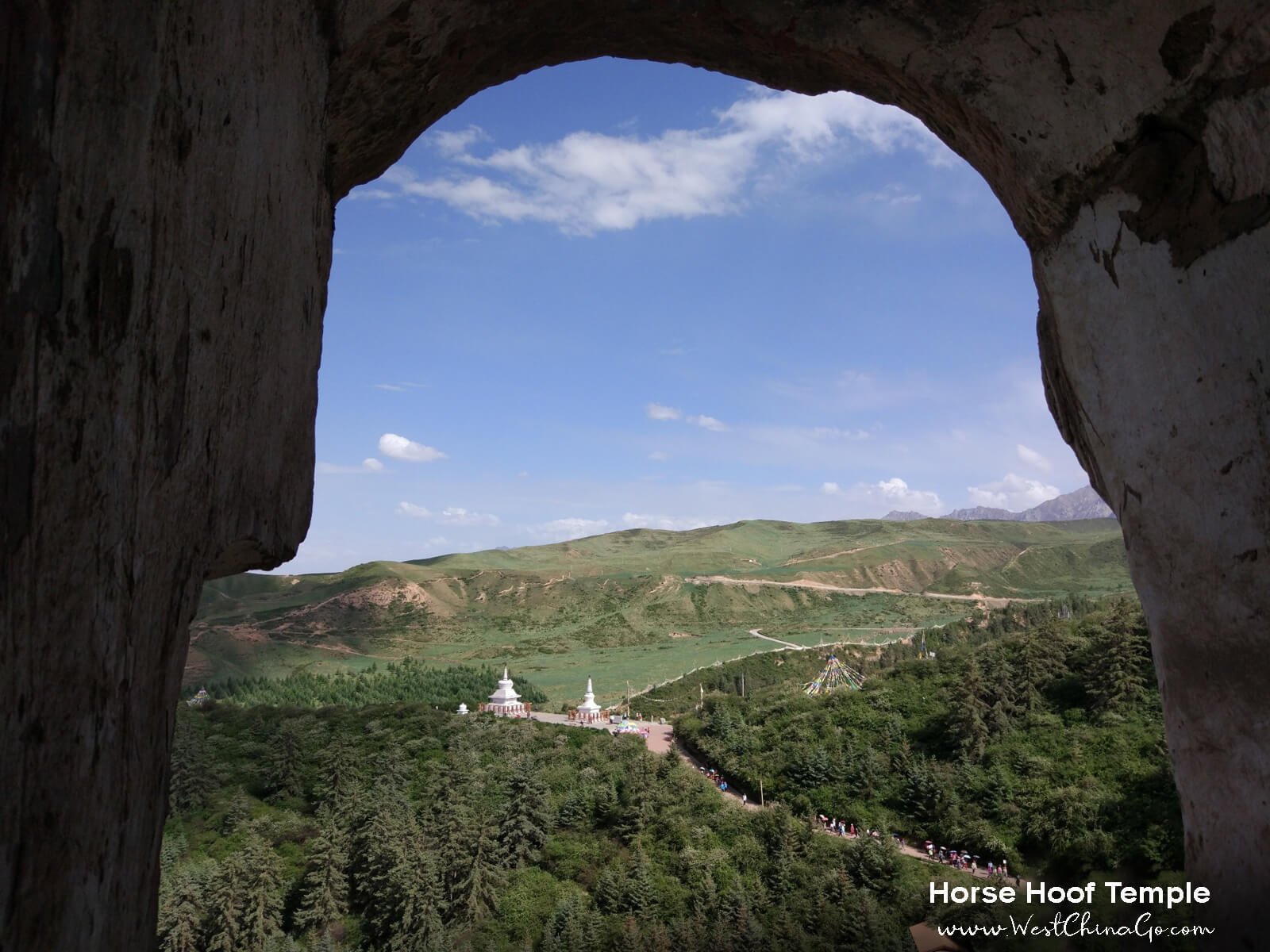 ZhangYe Mati Temple