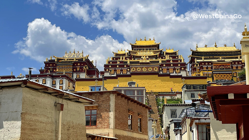 Shangri-la Songzanlin Monastery