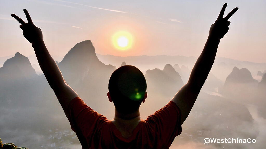 Xianggong Mountain , Yangshuo 