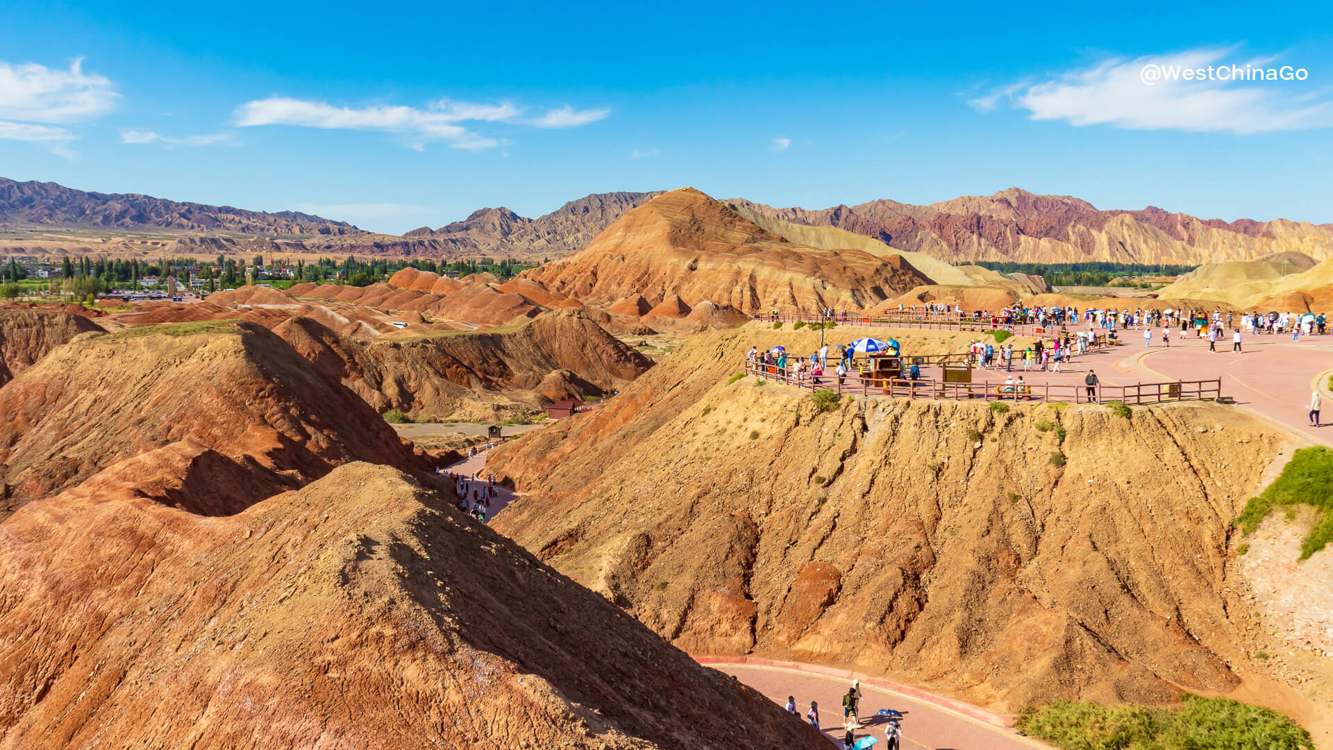 Qicai Danxia