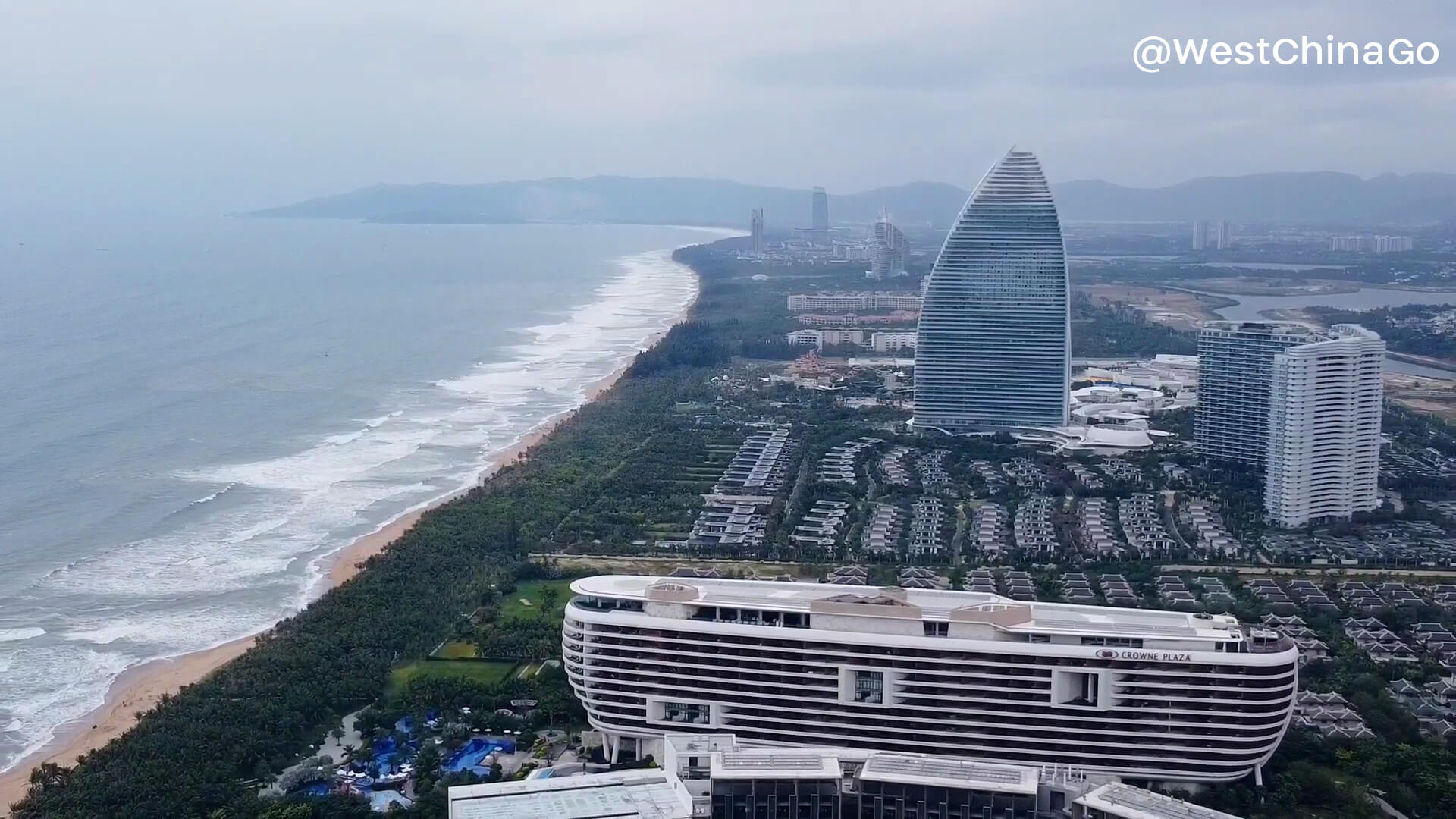 Sanya haitang bay