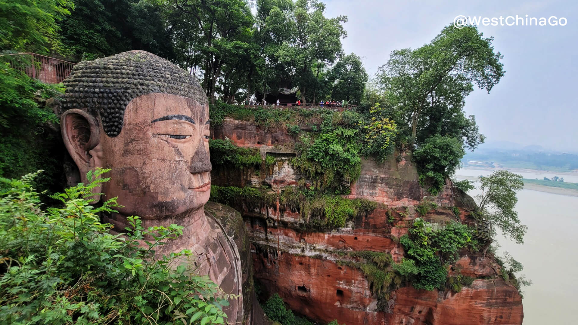 leshan giant buddha