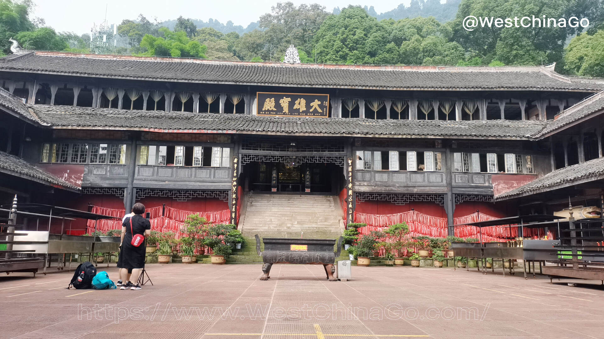 FuHu Temple,Mount Emei 