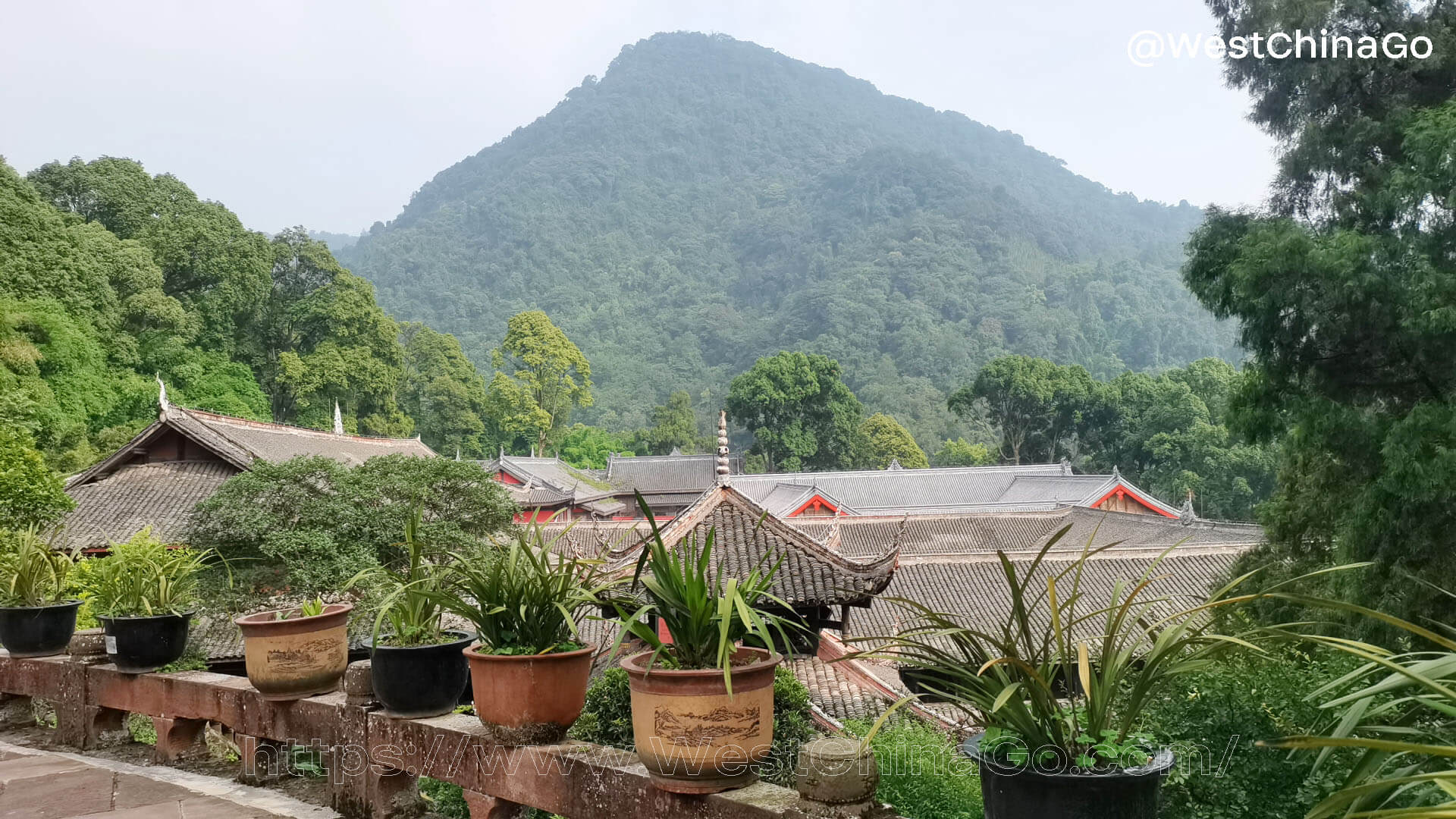 FuHu Temple,Mount Emei 