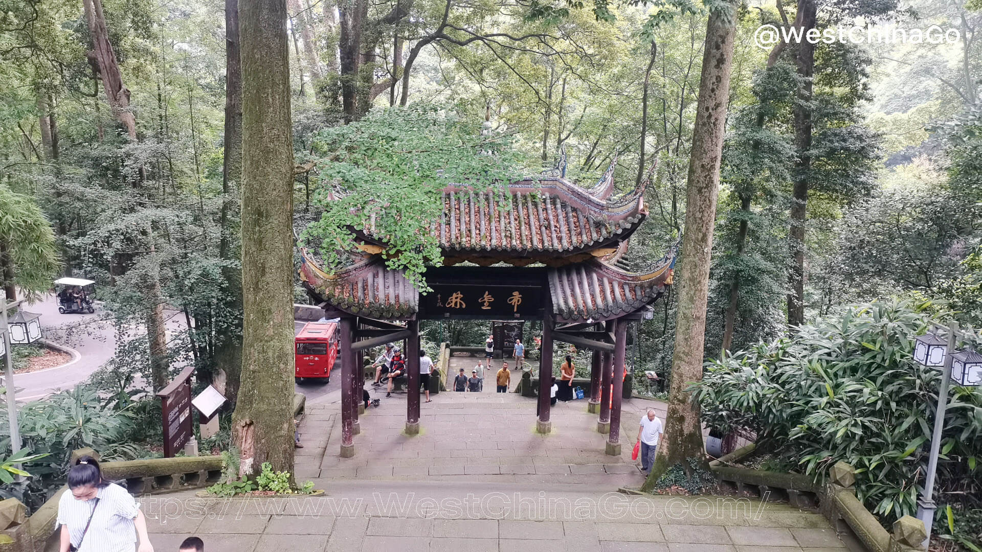 FuHu Temple,Mount Emei 