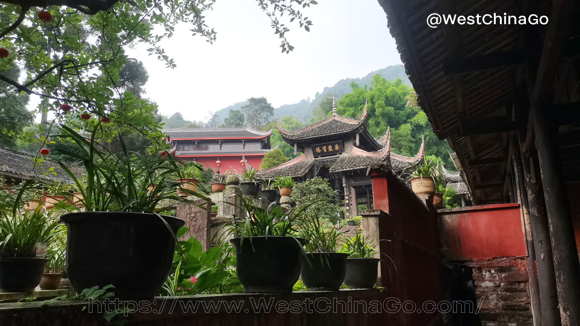 FuHu Temple,Mount Emei 