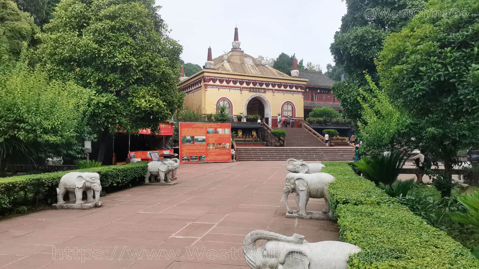 WanNian Temple,Mount Emei