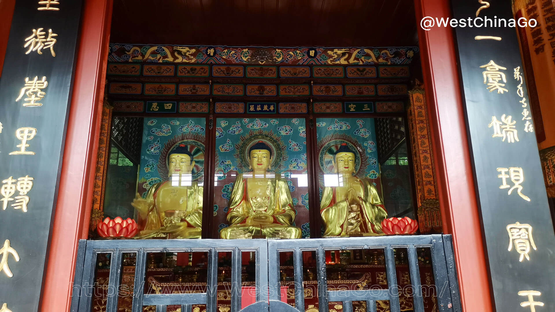 WanNian Temple,Mount Emei