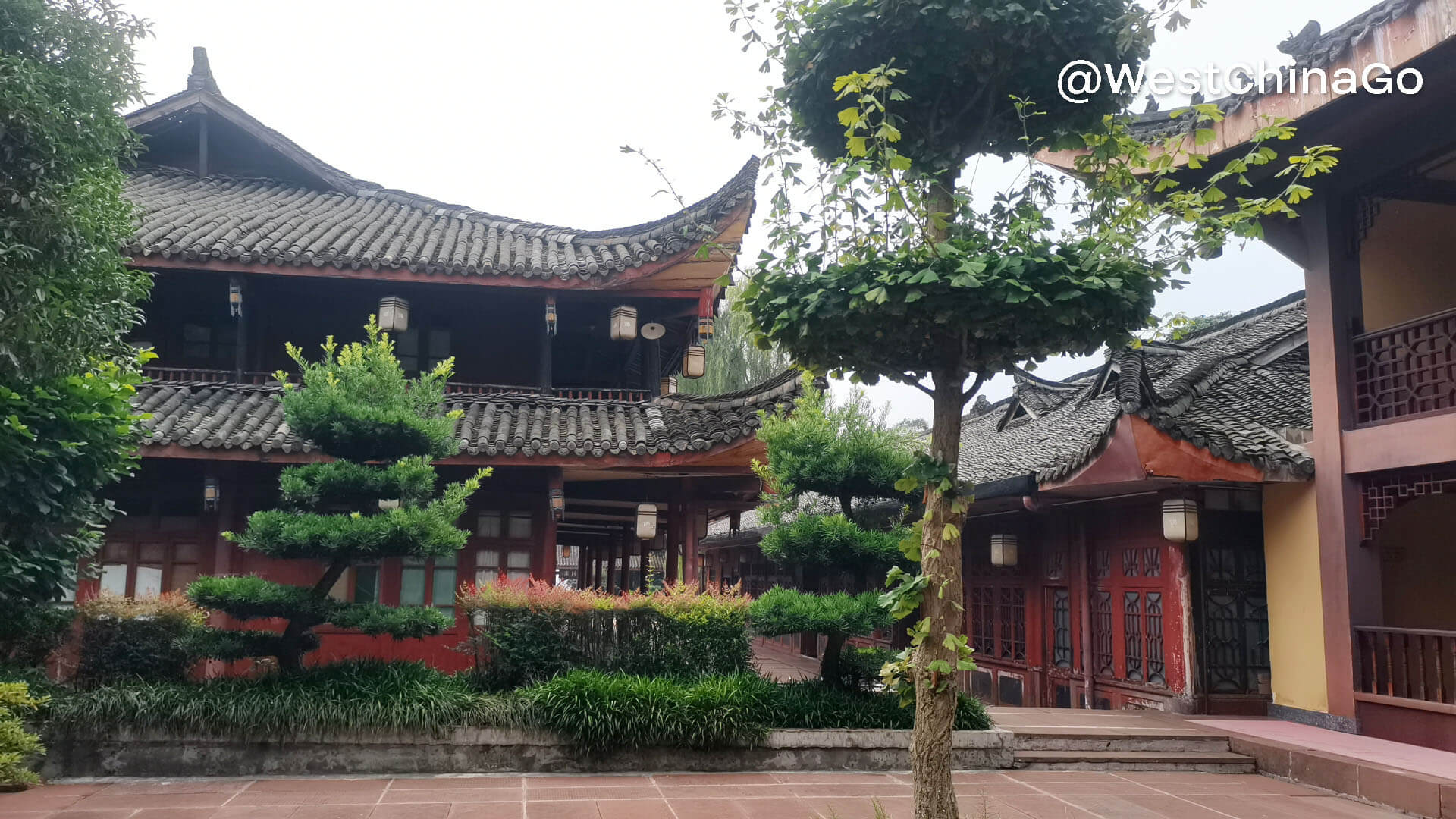 WanNian Temple,Mount Emei