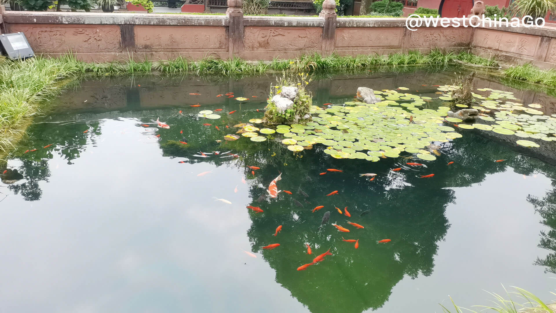 WanNian Temple,Mount Emei