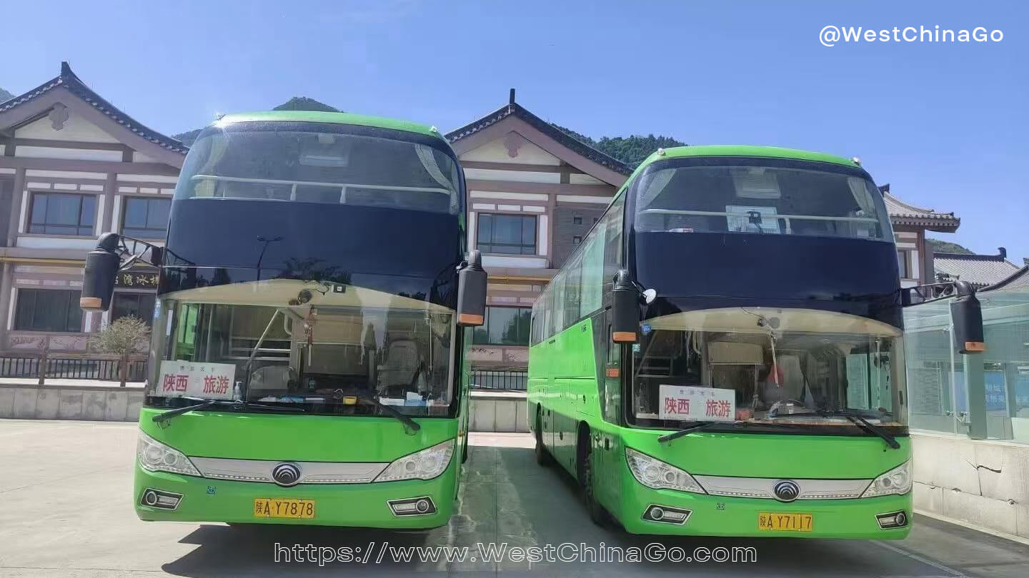 Xi'an Yellow River Hukou Waterfall Transfer Bus Rental