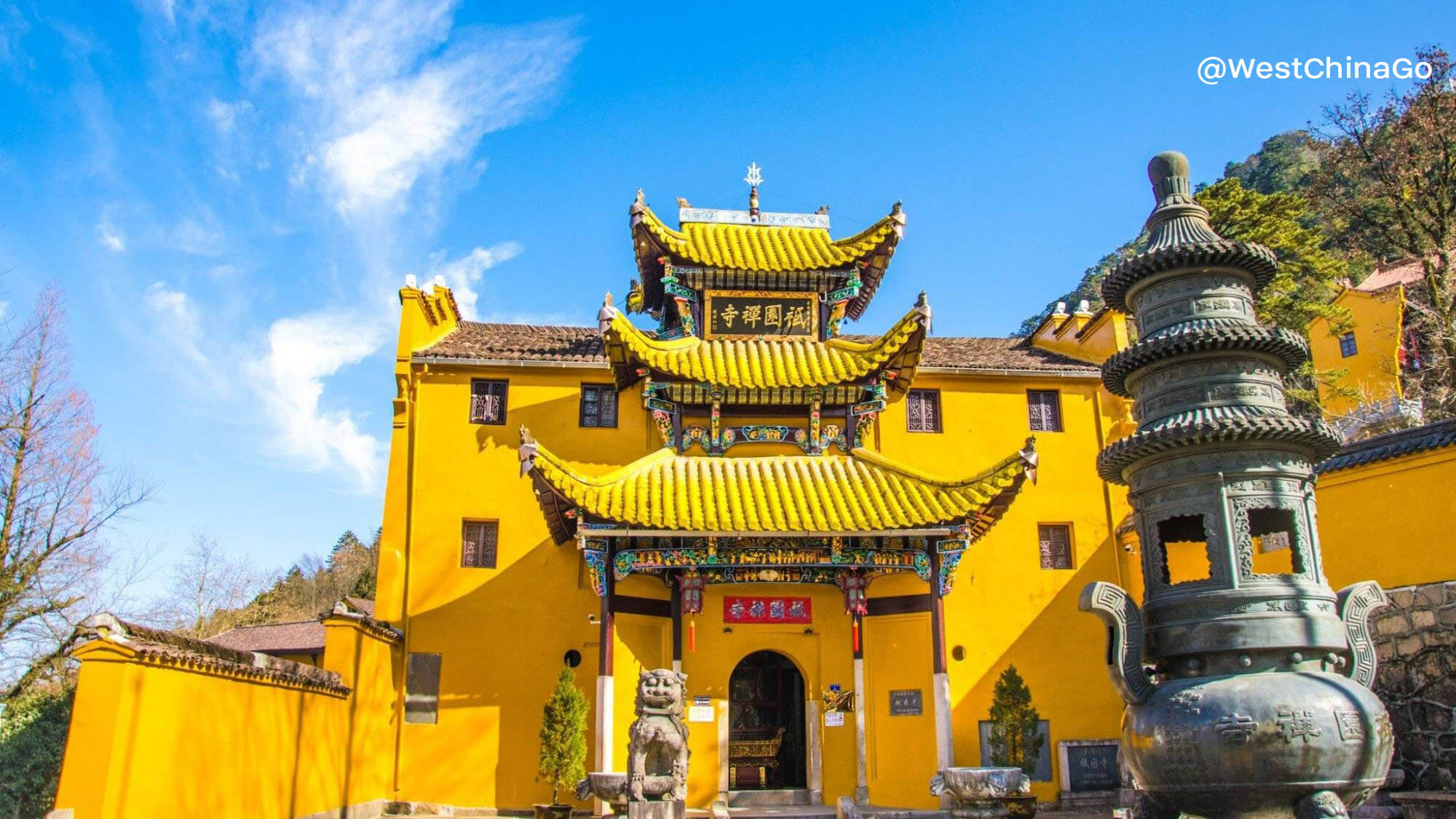Jiuhuashan Mountain