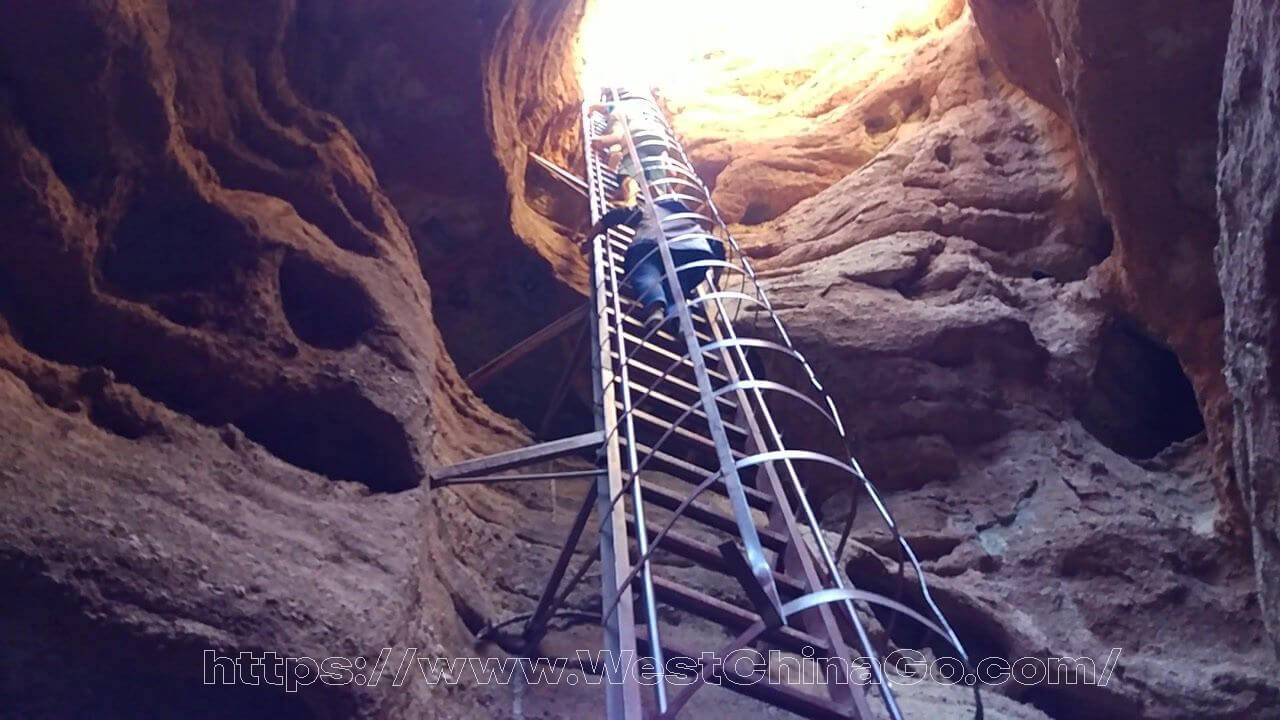 Gansu Zhangye Pingshanhu Grand Canyon