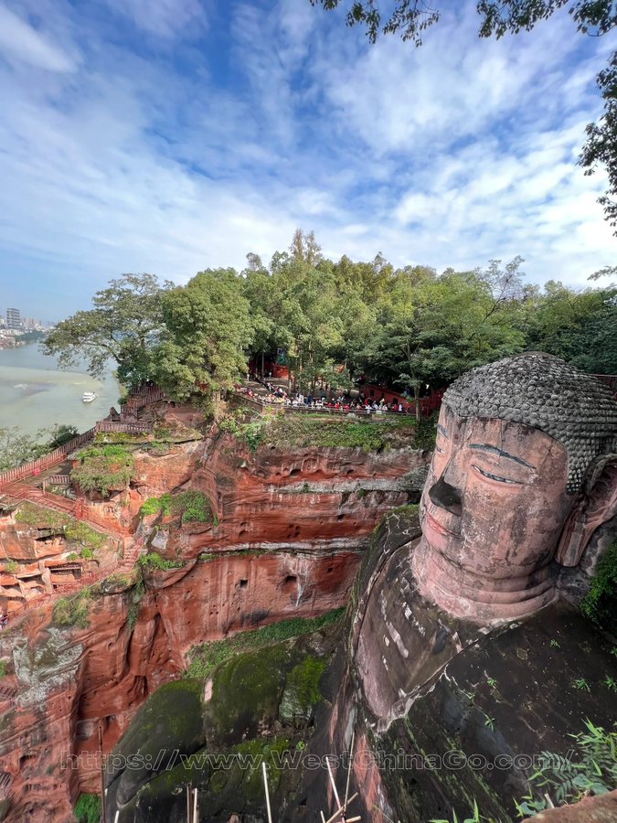 leshan giant buddha