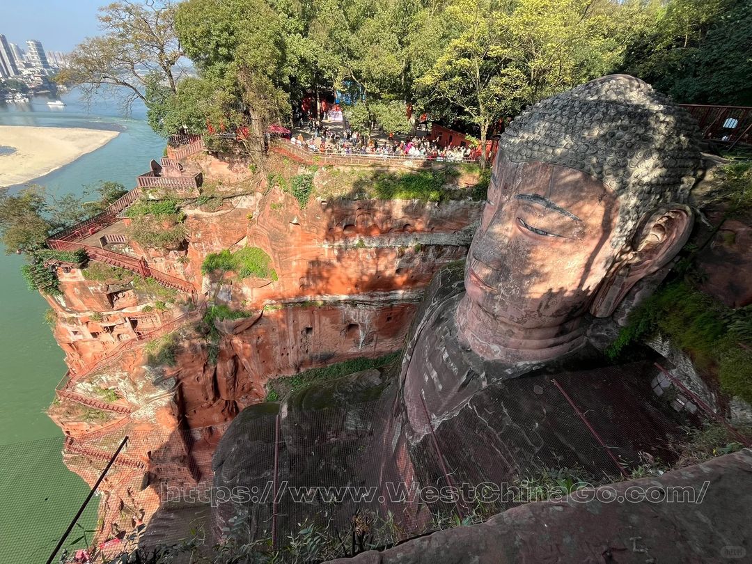 leshan giant buddha