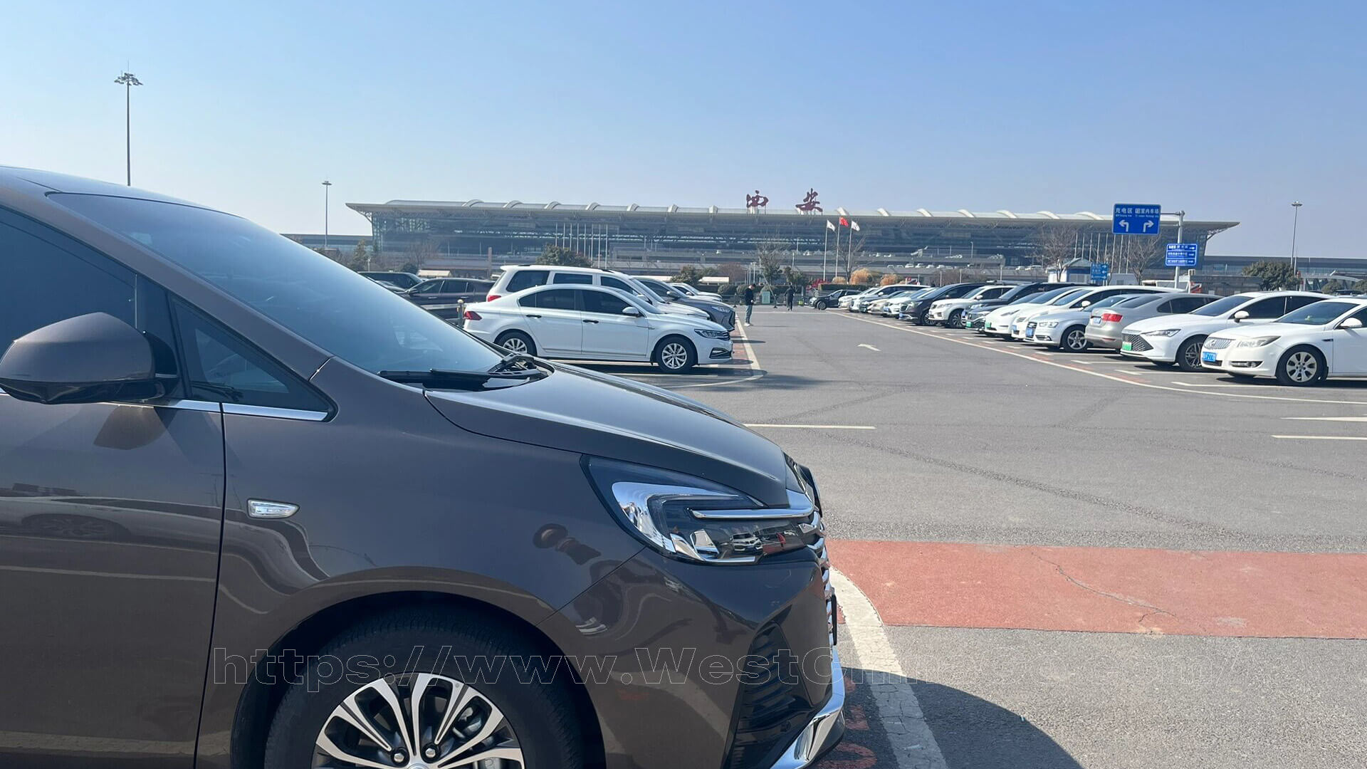 xi'an airport transfer,car rental with driver