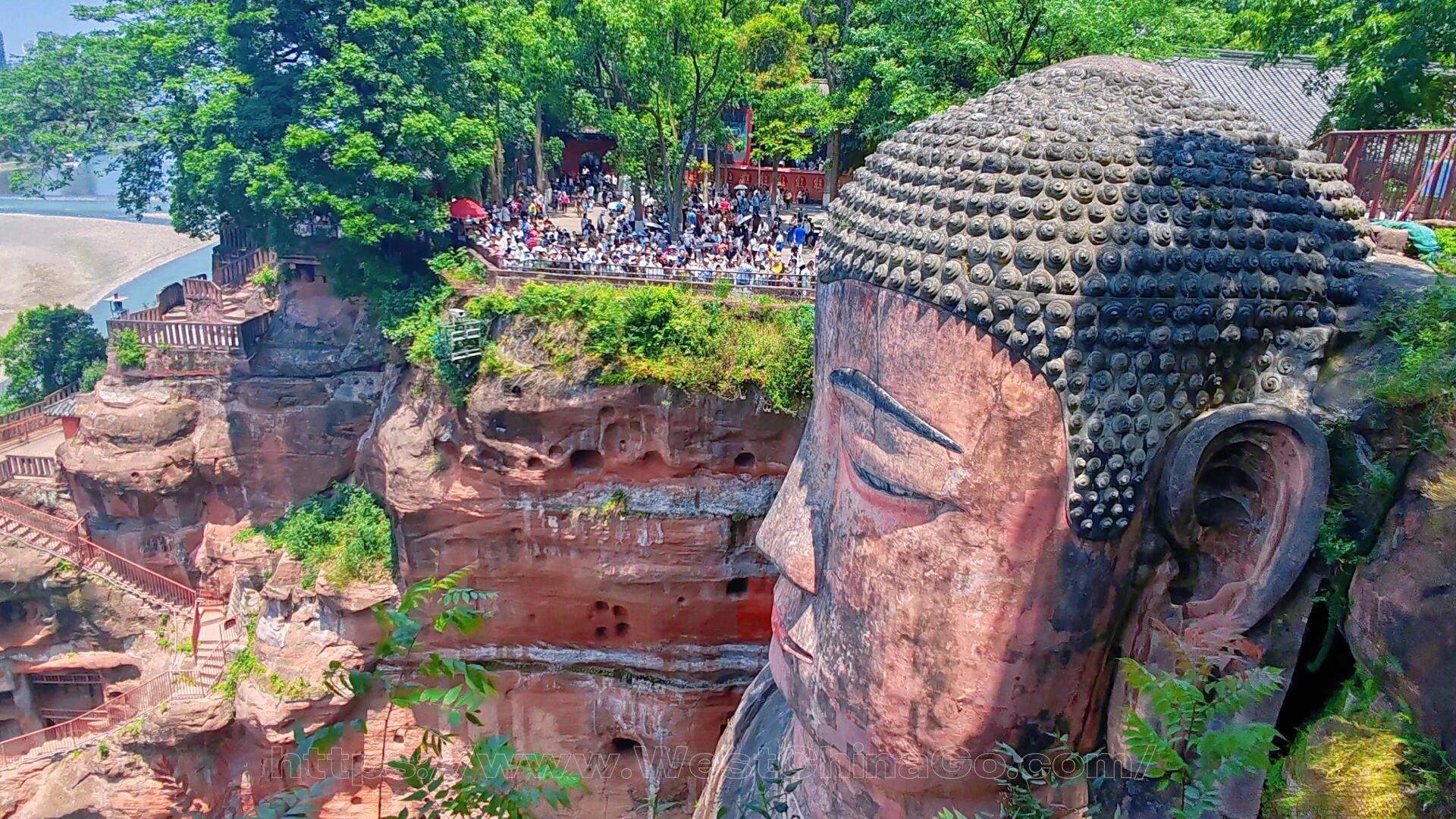 leshan giant buddha