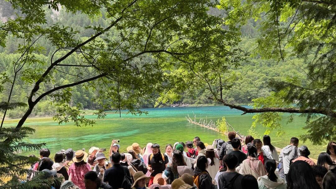 Jiuzhaigou tour