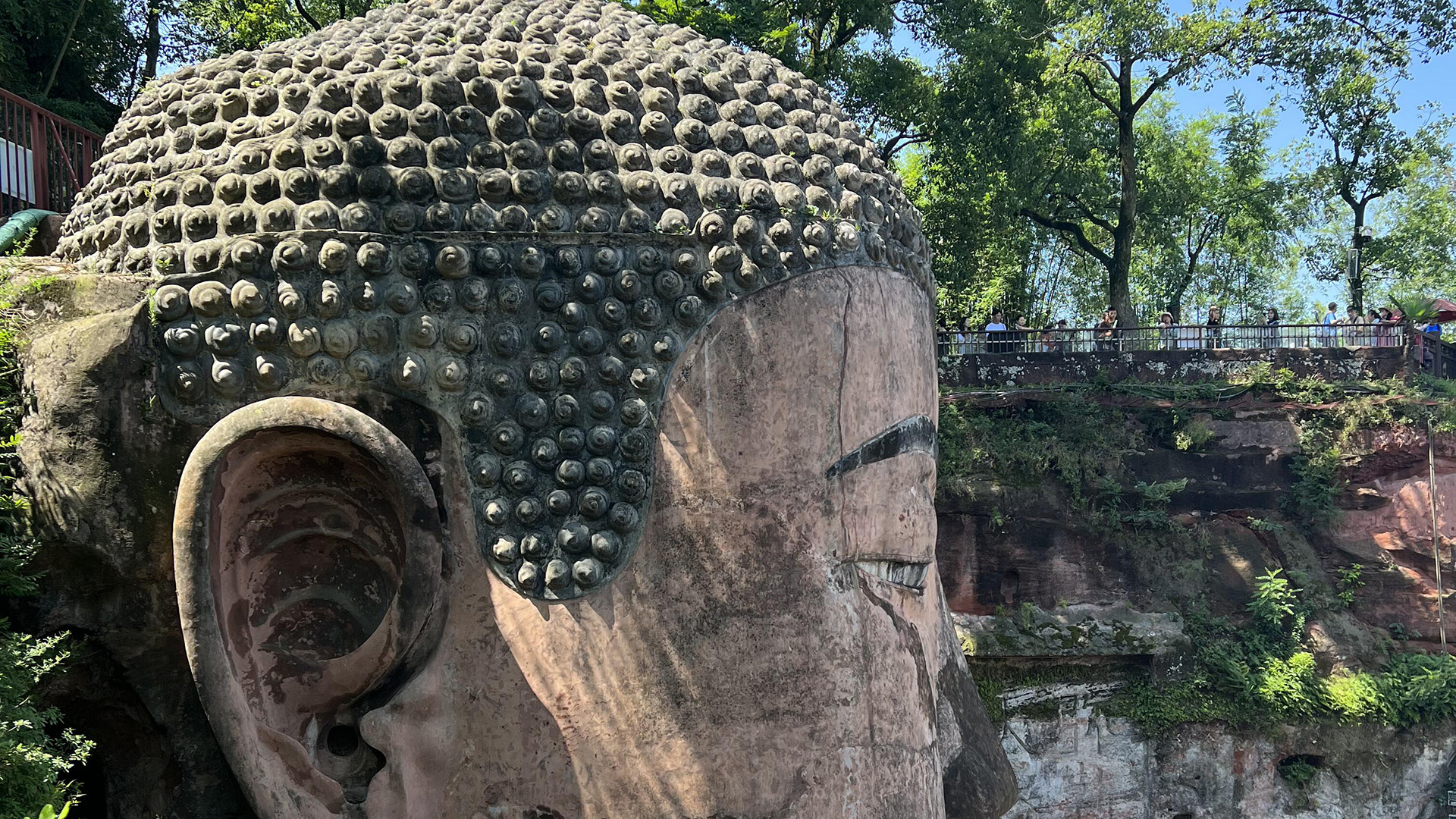 leshan giant buddha