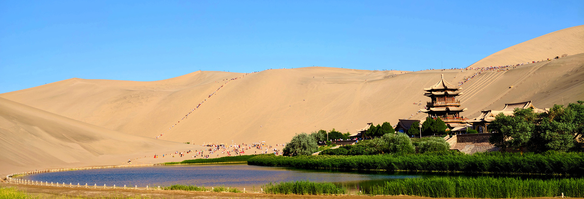 Dunhuang Mingsha Mountain