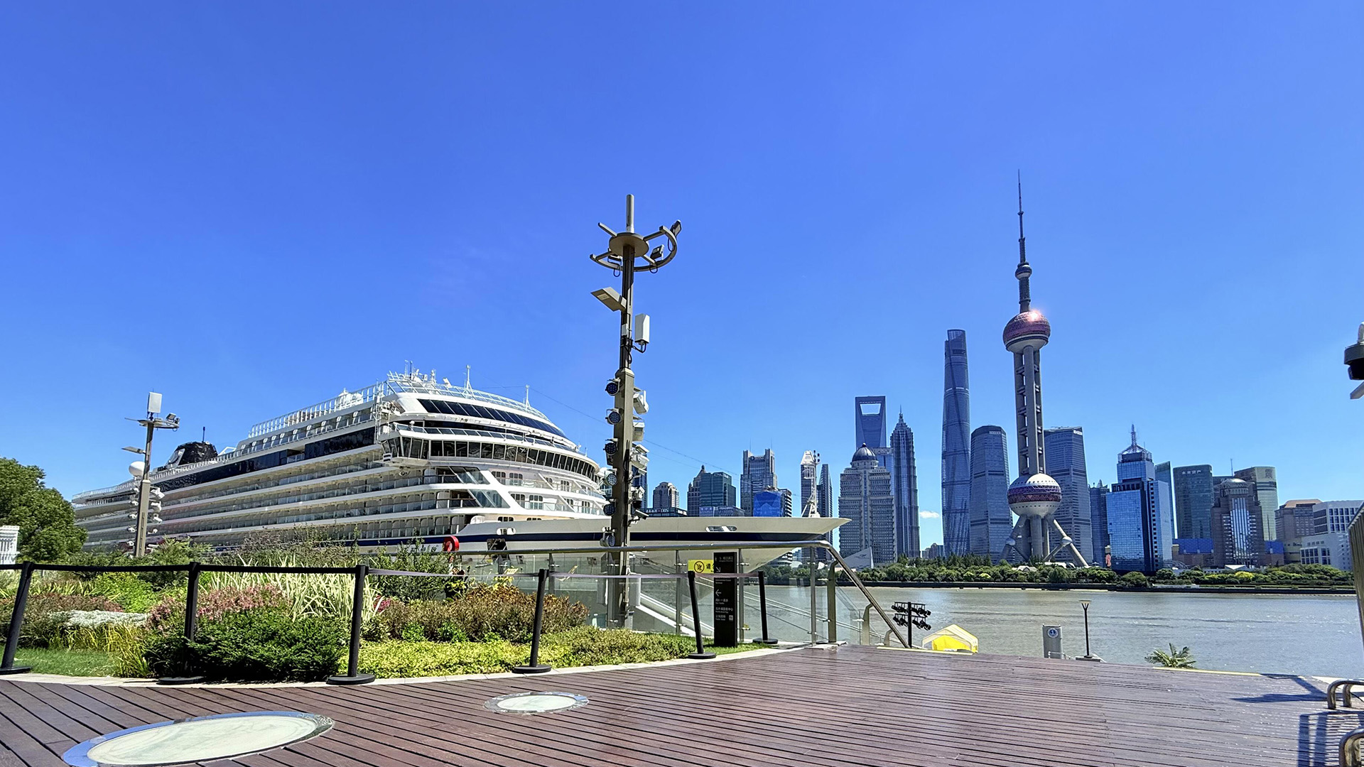Shanghai:The North Bund