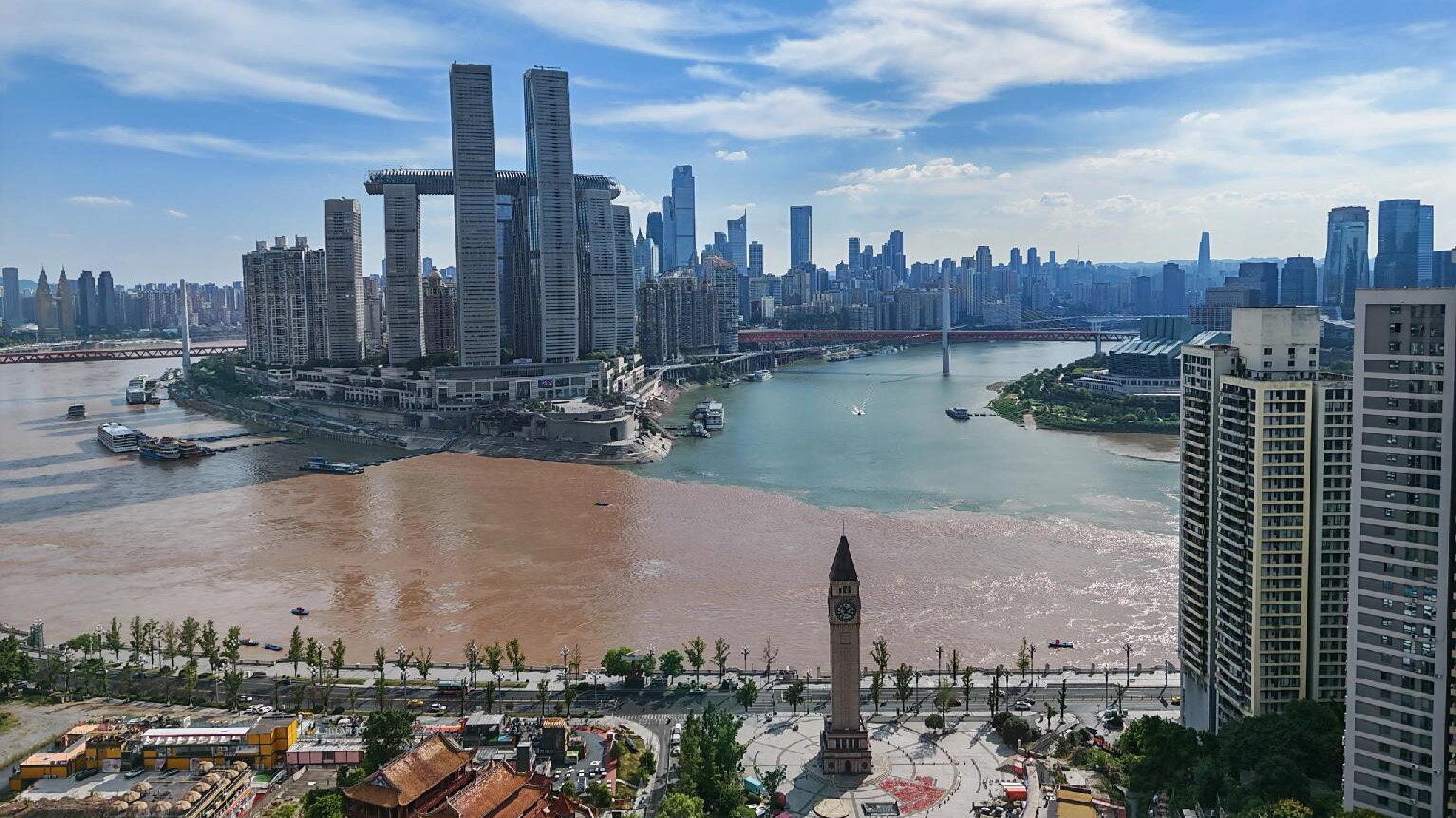 Raffles Chongqing and Chaotianmen Sqaure