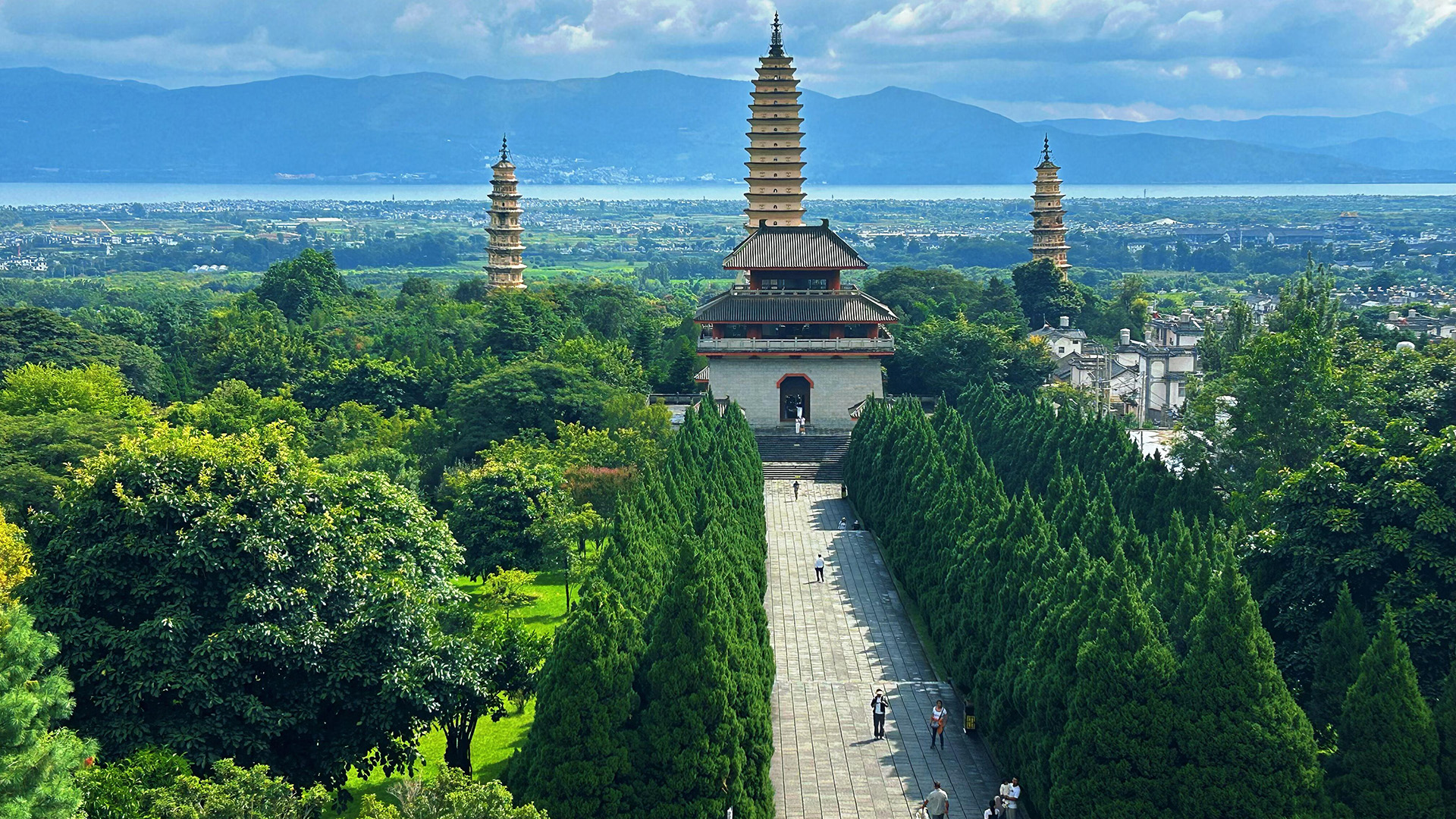 Dali Chongsheng Temple And The Three-Pagoda
