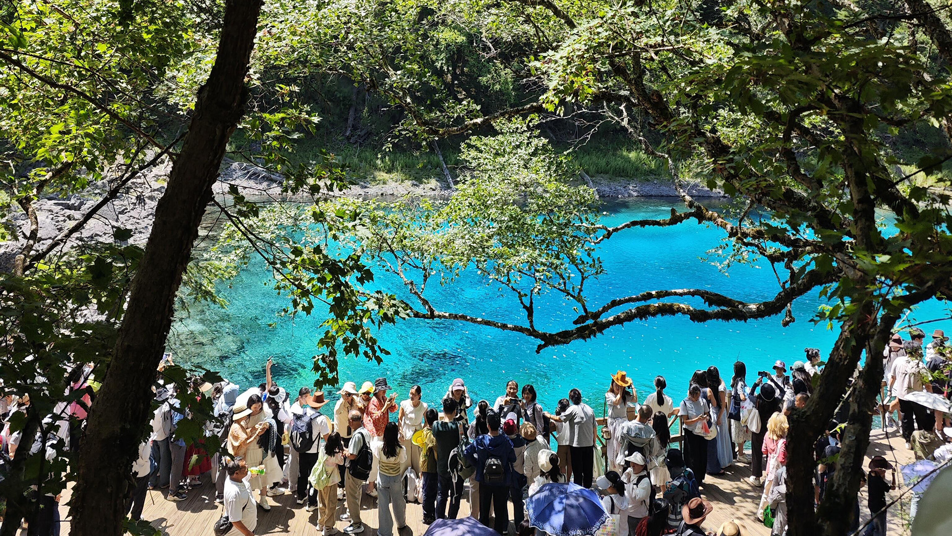 Jiuzhaigou tour