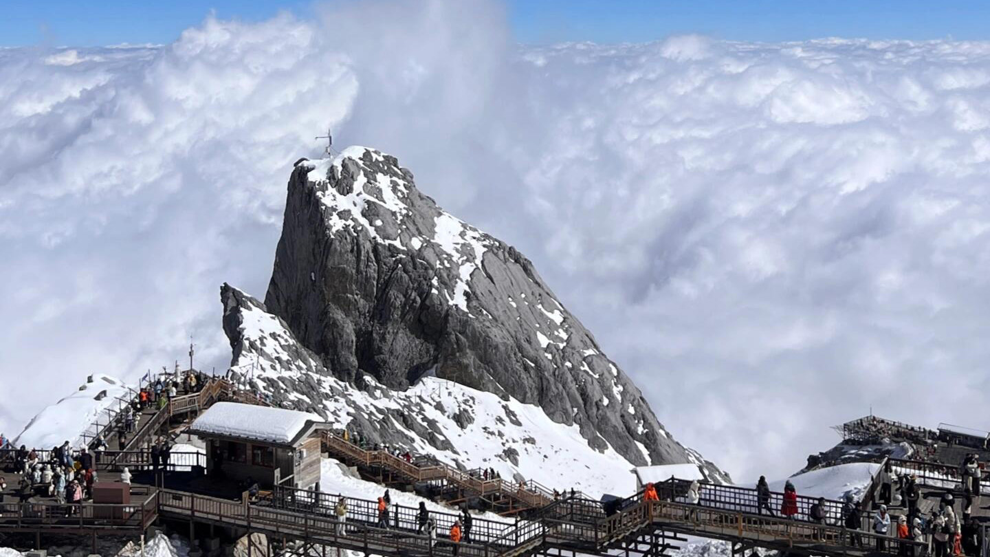lijiang jade dragon snow mountain