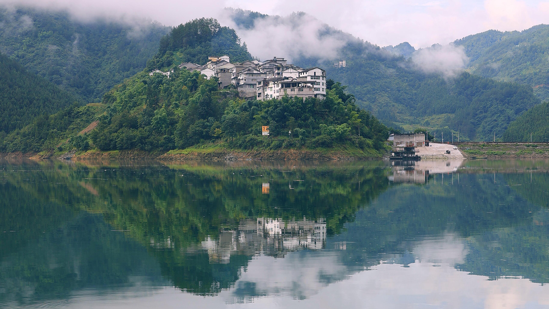Wujiang River Gallery