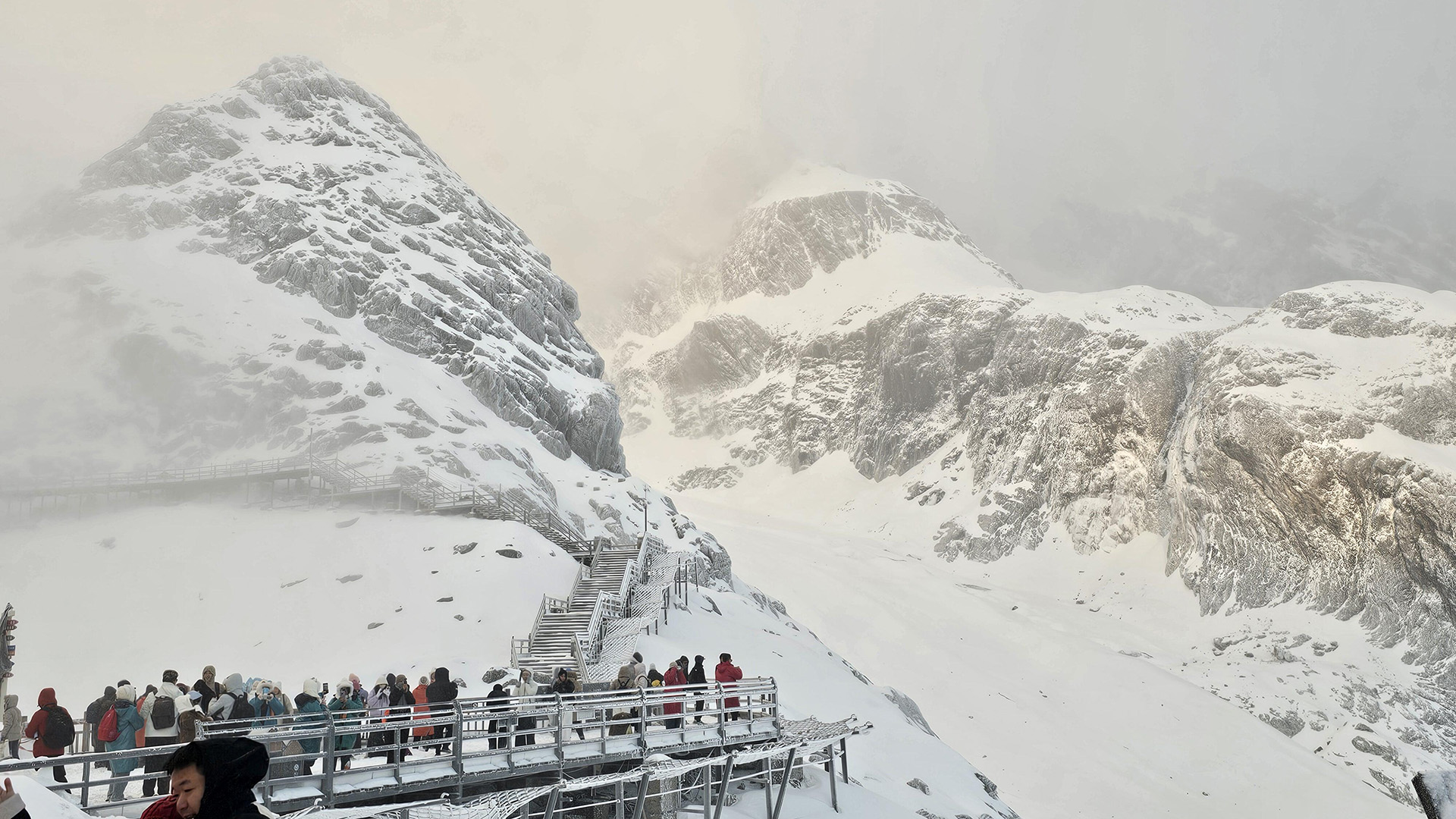 lijiang jade dragon snow mountain