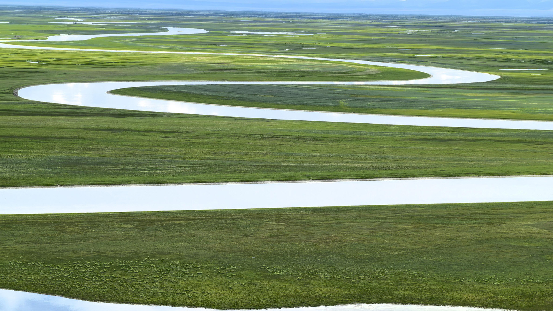 Xinjiang Bayin Buluke Pasture
