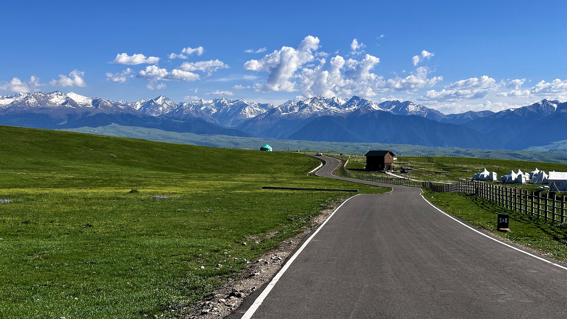 xinjiang Kalajun Prairies