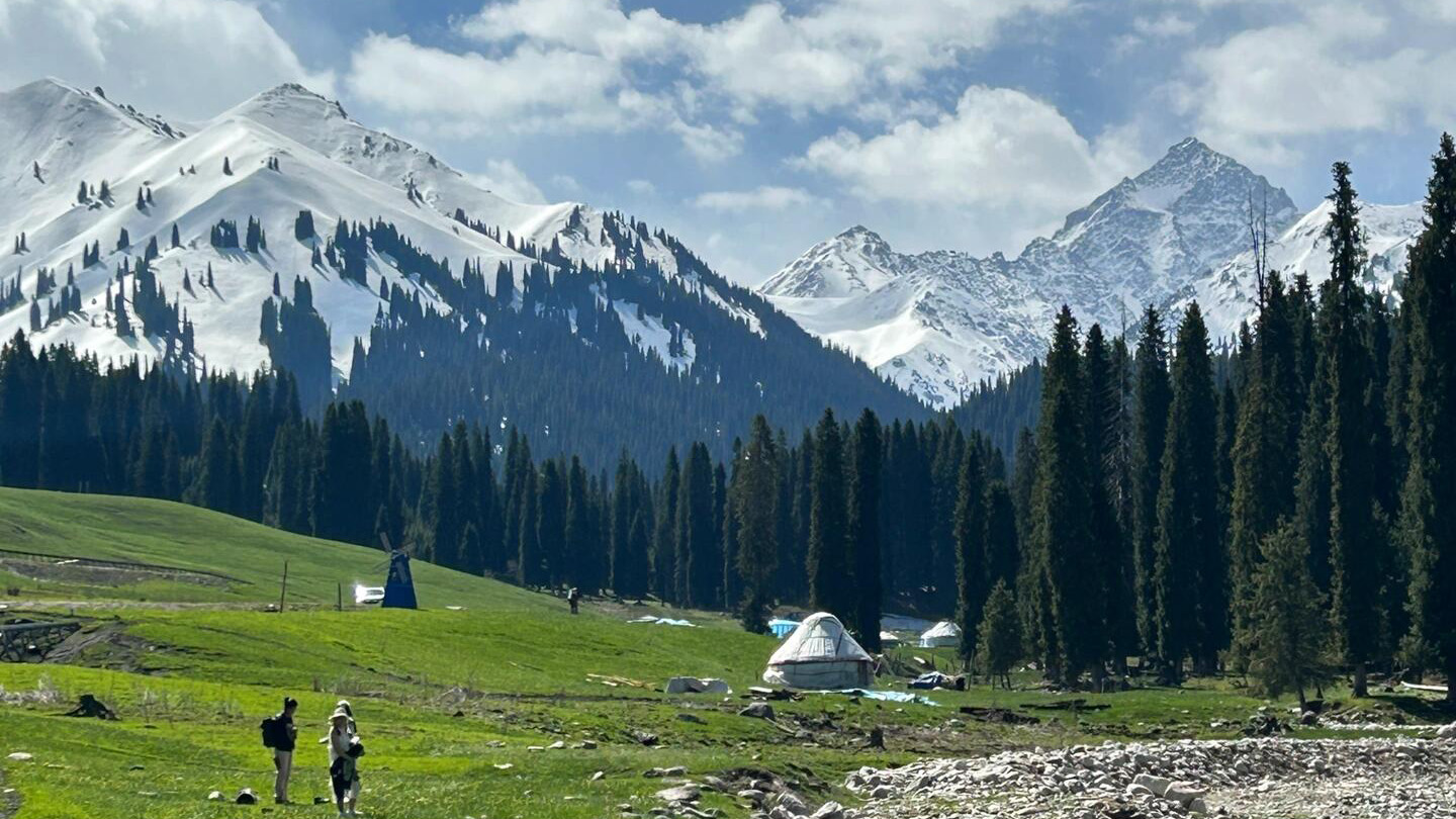 Xinjiang Ku'erdening