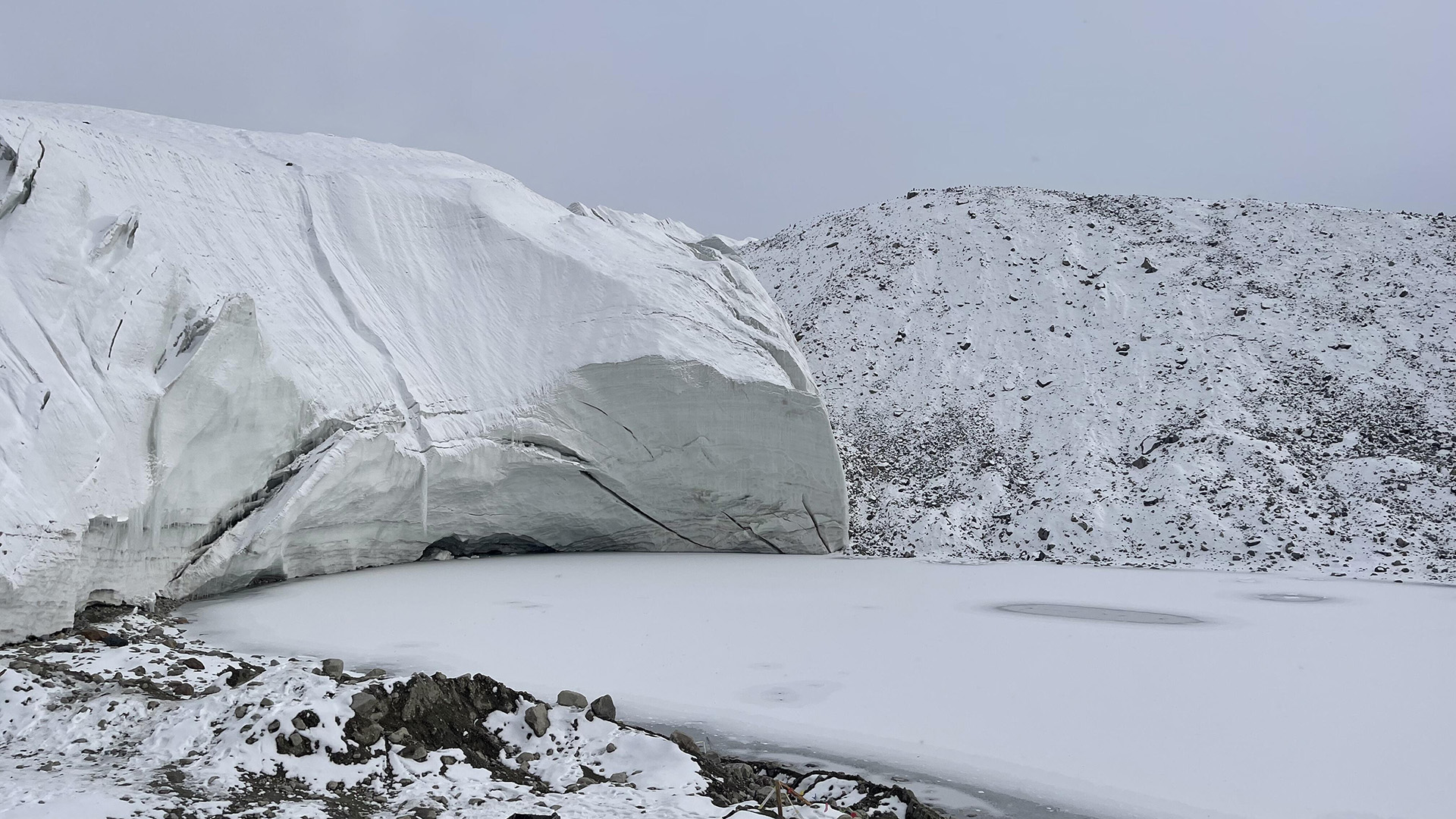 Xinjiang Muztagh Ata Glacier