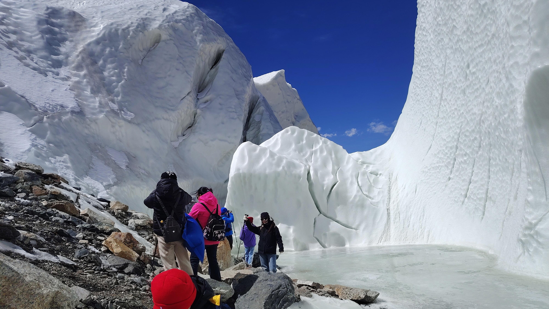 Xinjiang Muztagh Ata Glacier