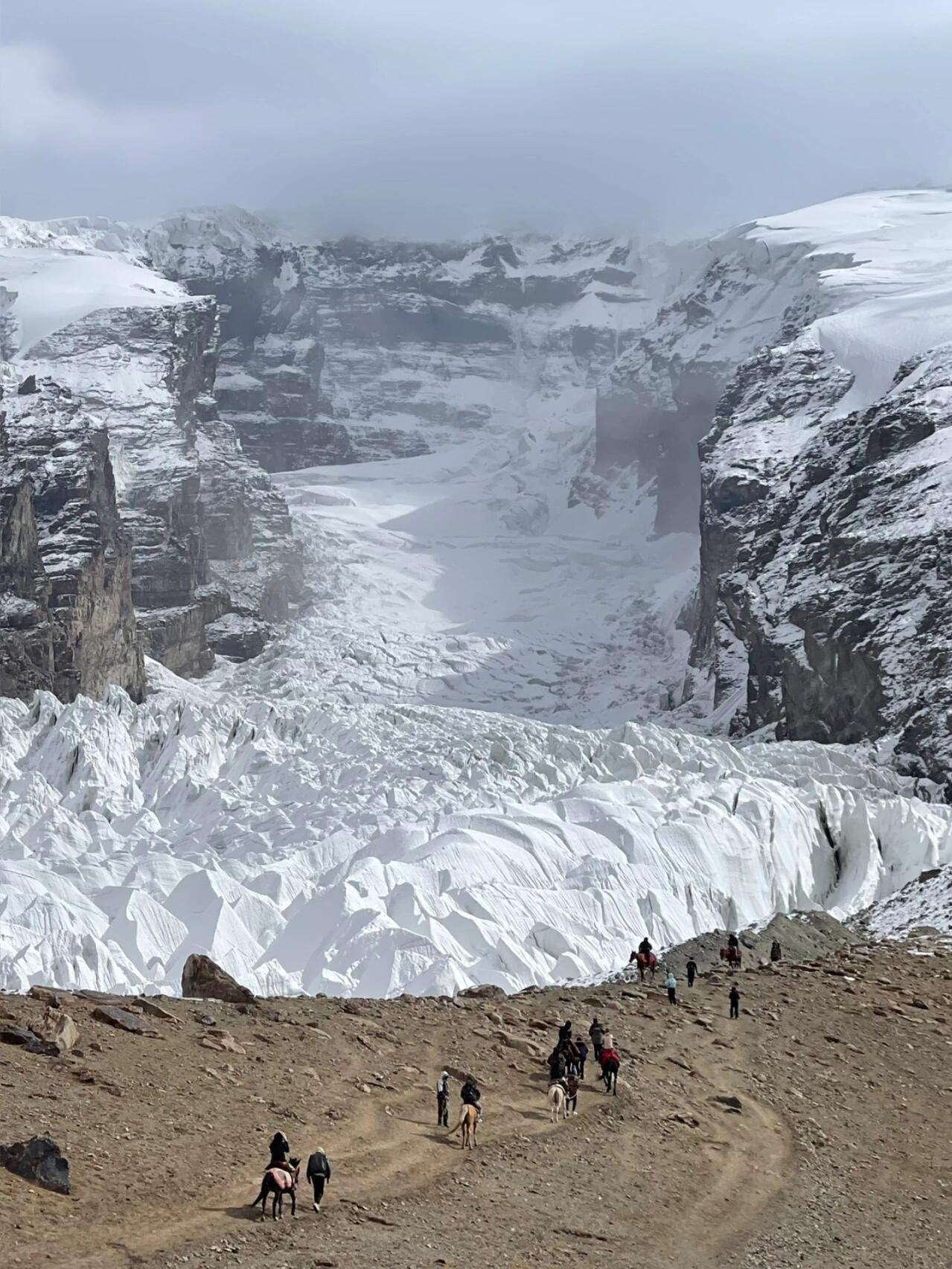 Xinjiang Kashgar Muztagh Ata Glacier