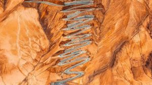 Xinjiang Panlong Ancient Road