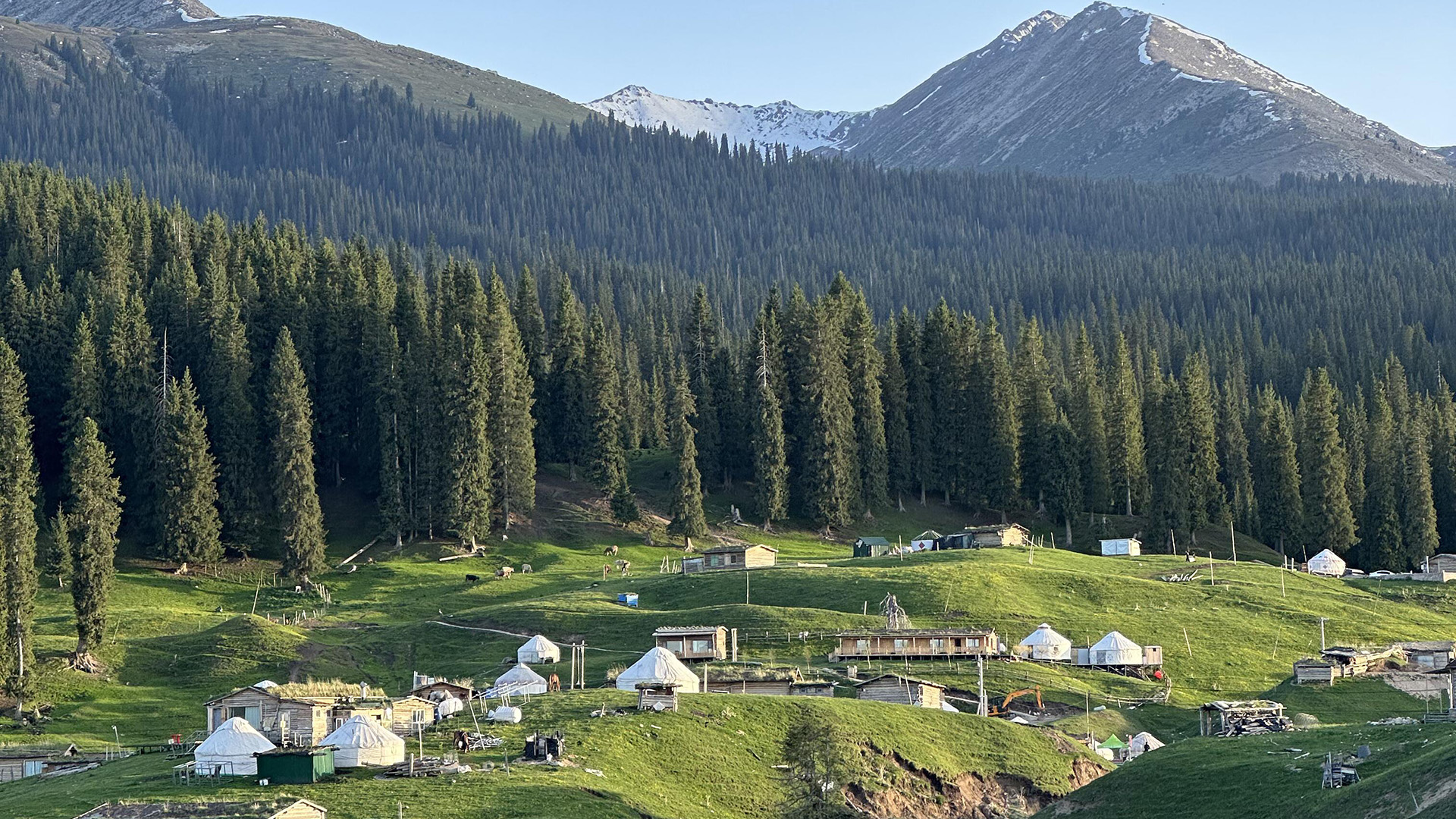 Xinjiang Qiongkushitai