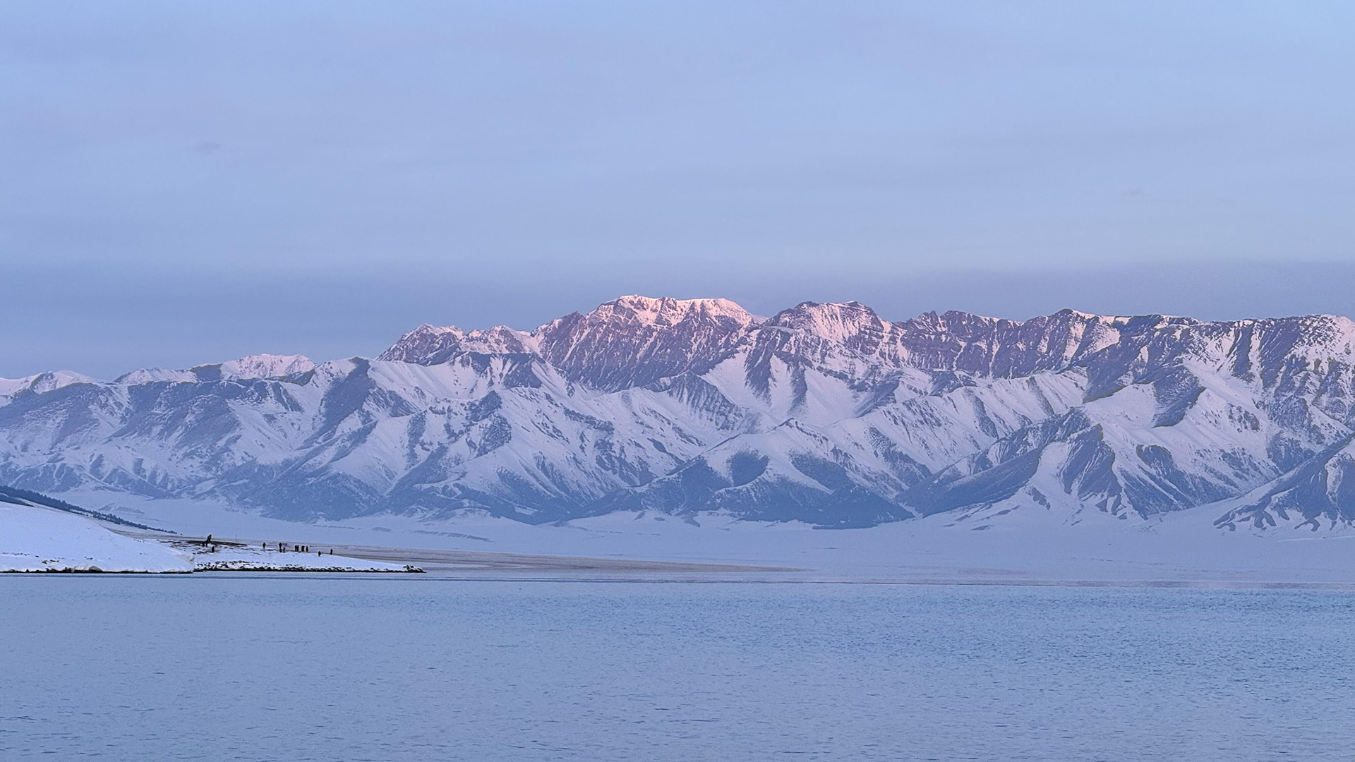 Xinjiang Sayram Lake Nat'l Scenic Spot
