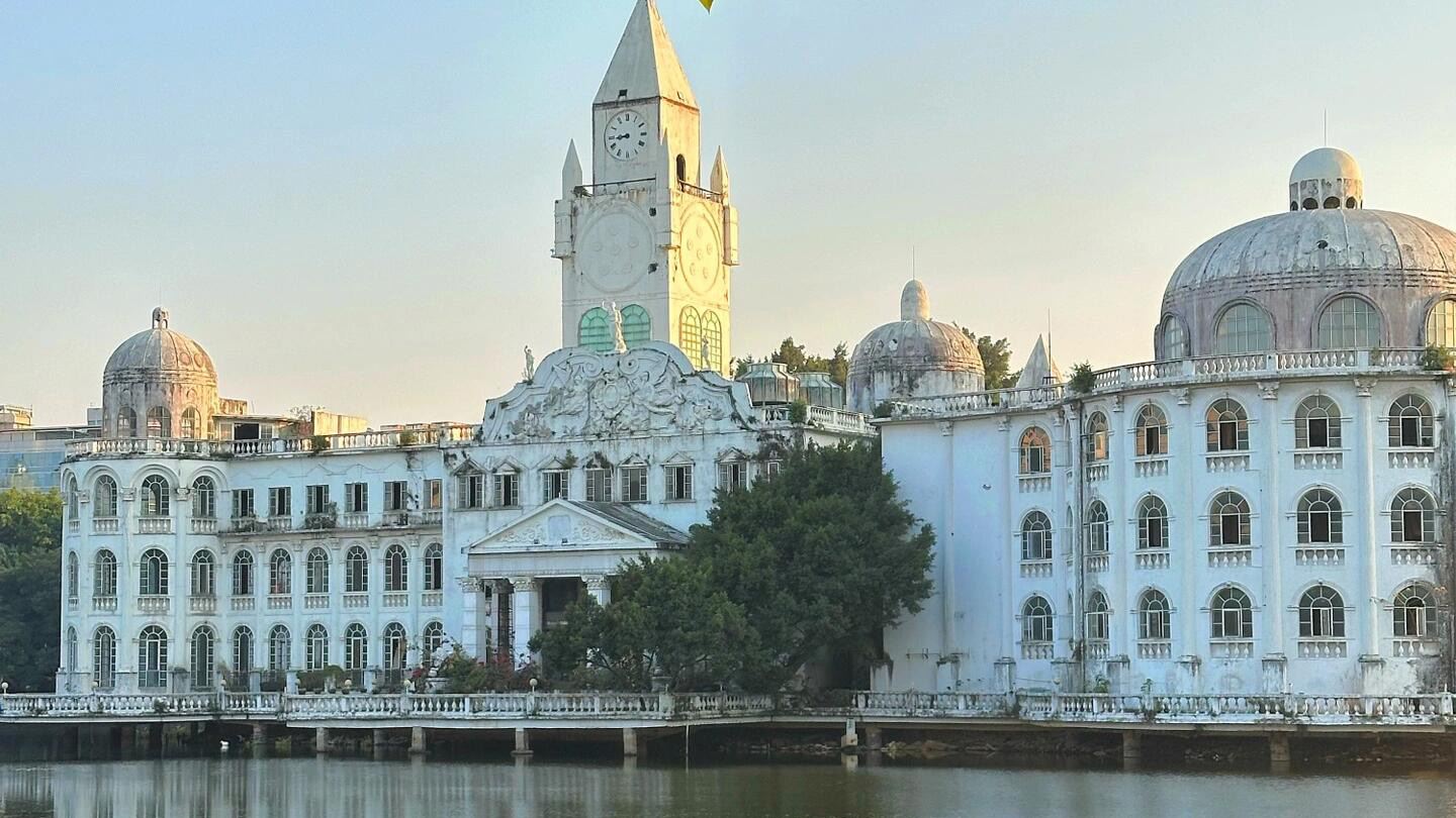 Guangzhou Liuhuahu Park