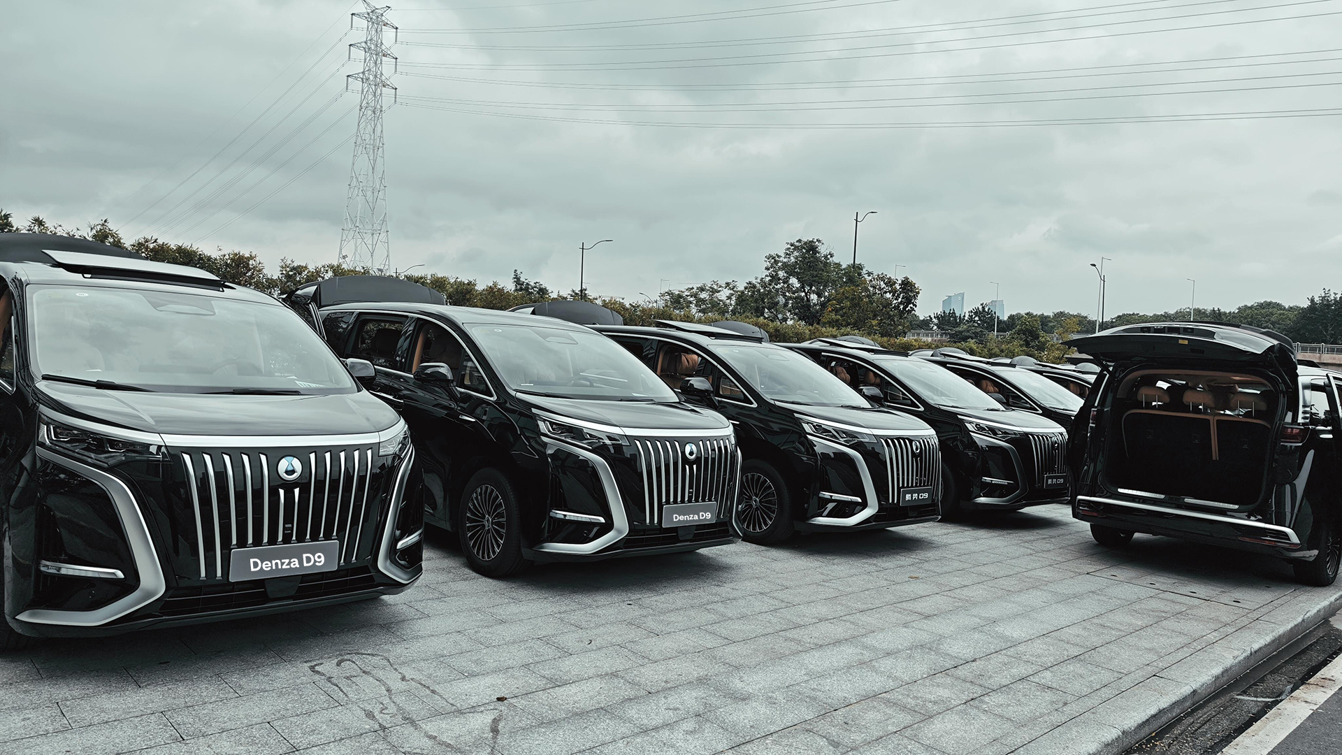 Guangzhou Transfer.Car Rental with Driver